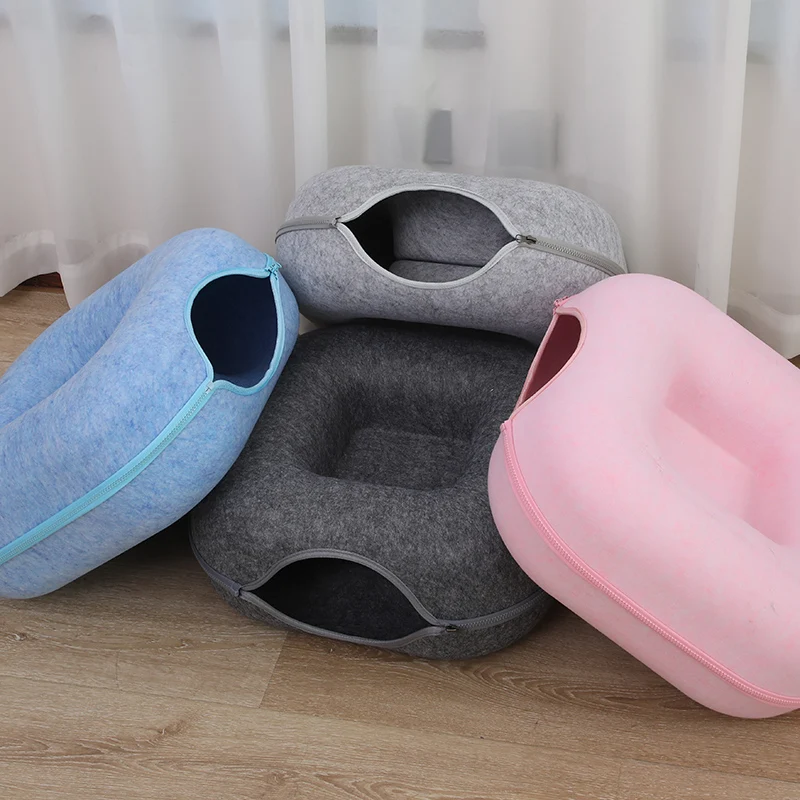 Hot Sale Ventilated Removable Cat Tunnel Semi Enclosed Donut Cute Felt Cat Bed