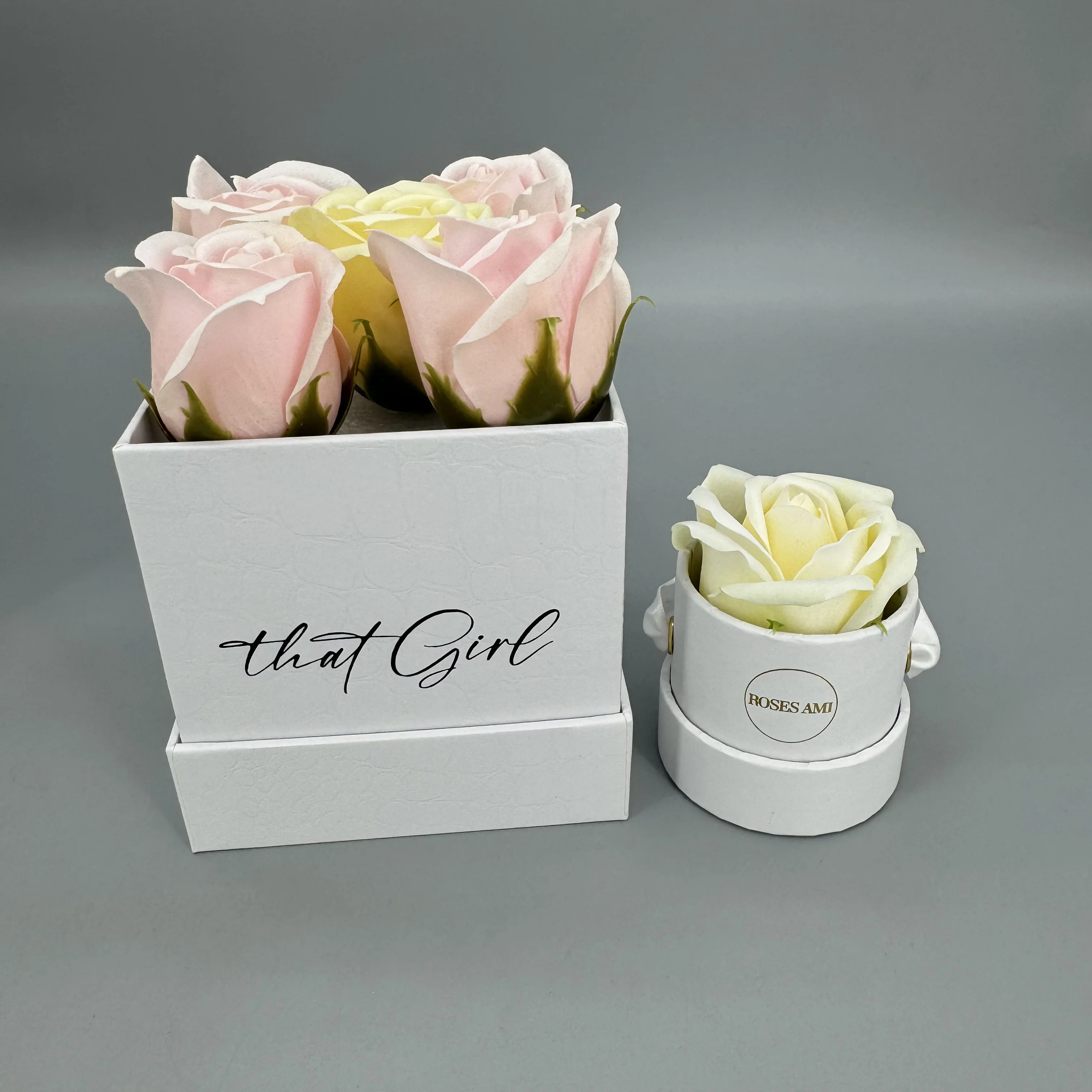 Professional Modern Luxury Flower Gift Box Custom Made from Velvet Paper Romantically Colorful for Industry Cardboard Packaging