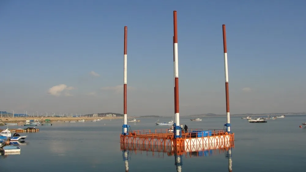 Custom 9x9m Geotechnical Engineering Small Work Boat Offshore Platform Vessel 1000t Crane Barge