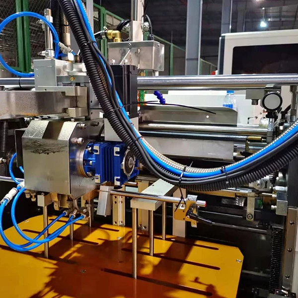 
New Design High Speed Intelligent Cosmetic Rigid Paper Box Making Machine 