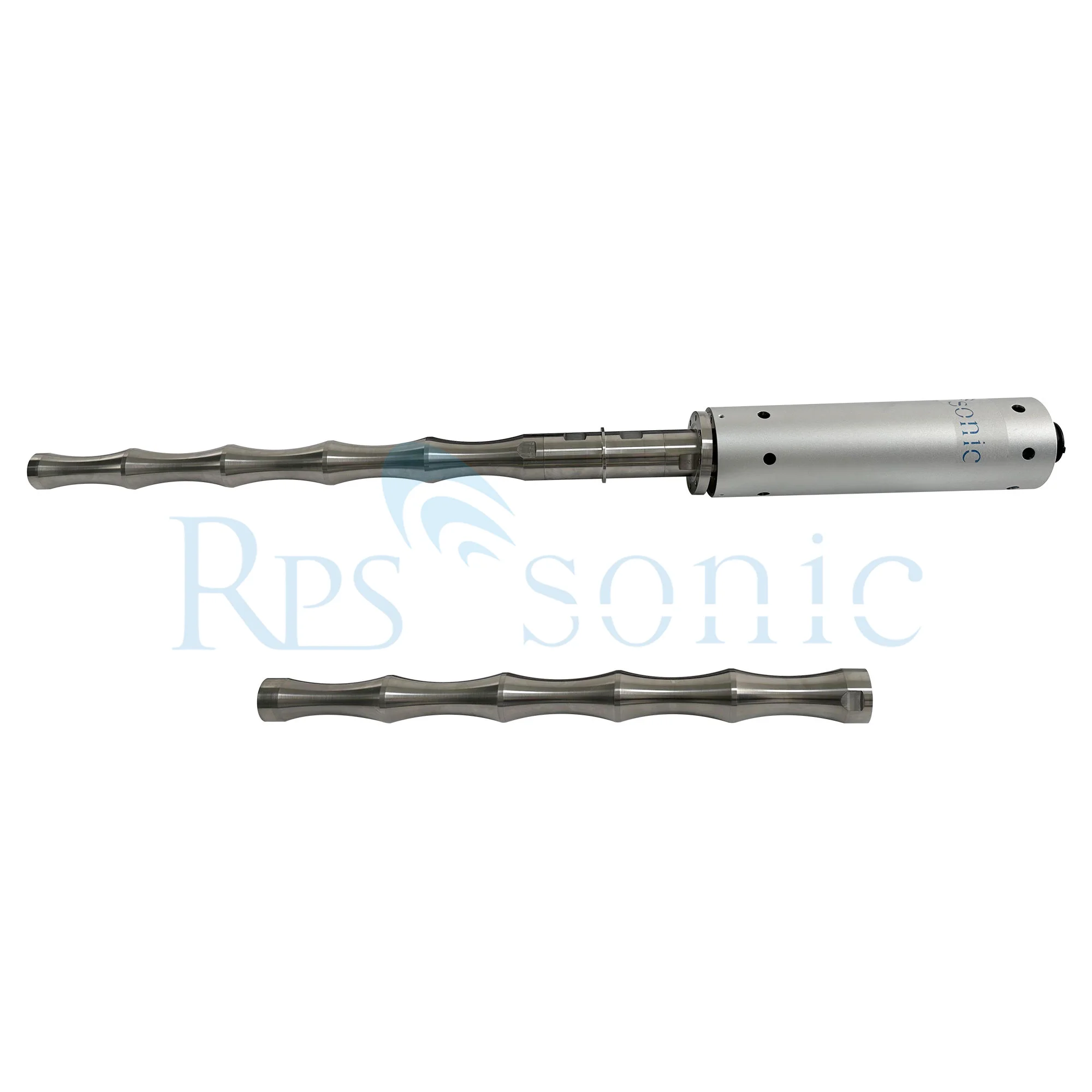 Customized ultrasonic horn for ultrasonic homogenizer with detachable tip and screws