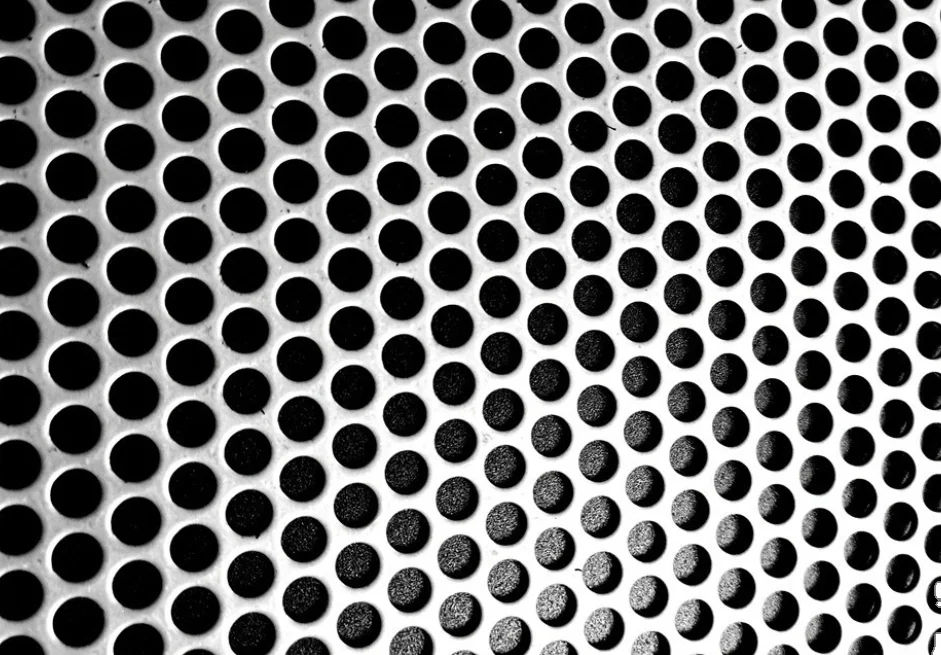 Factory 1mm Hole Galvanized Hexagonal Aluminum Perforated Metal Mesh Speaker Grille Sheet