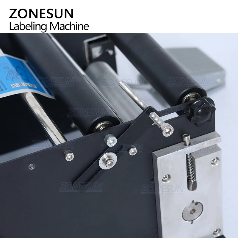 ZONESUN ZS-TB16P Small Desktop Semi Automatic Wine Tin Cans Jar Round Bottles Sticker Labeling Machine