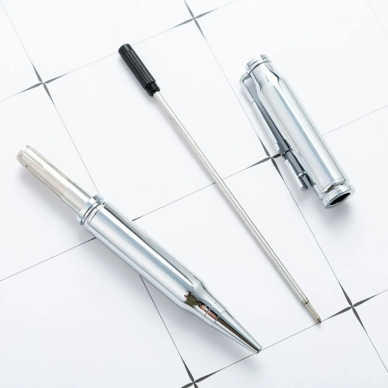 Wholesale Metal Bolt Action Bullet Shaped Ballpoint Pen With Logo Rose Gold Silver Gold Grey Black Color