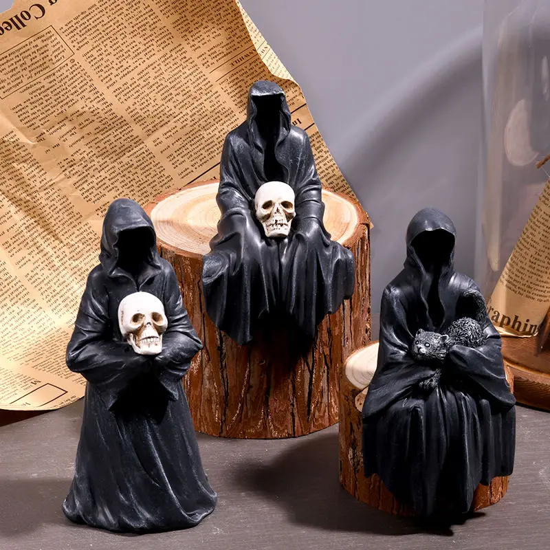 Wholesale Gothic Halloween Black Costume Statue Spooky Ghost Decor Home Car Desktop Resin Halloween Decor No Face Ghost Nautical