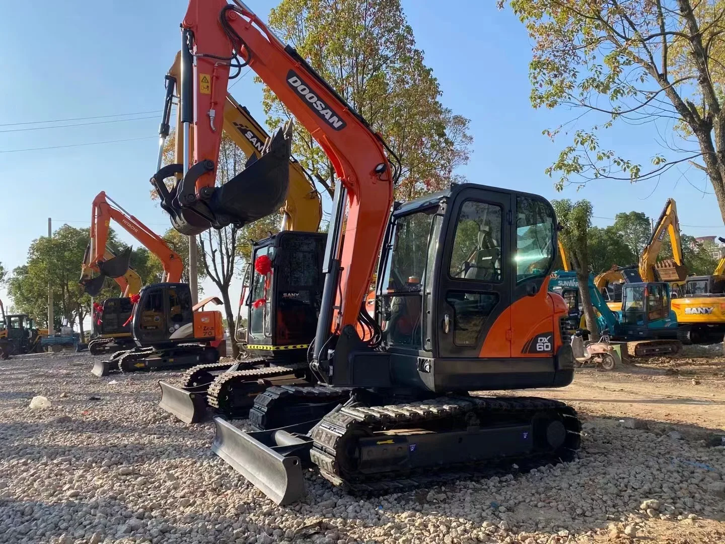 Used Doosan DX60-7 DX75 DX150 DX225 DH60 DX300 Mini Crawler Hydraulic Excavator with Yanmar Engine Gearbox Core Components