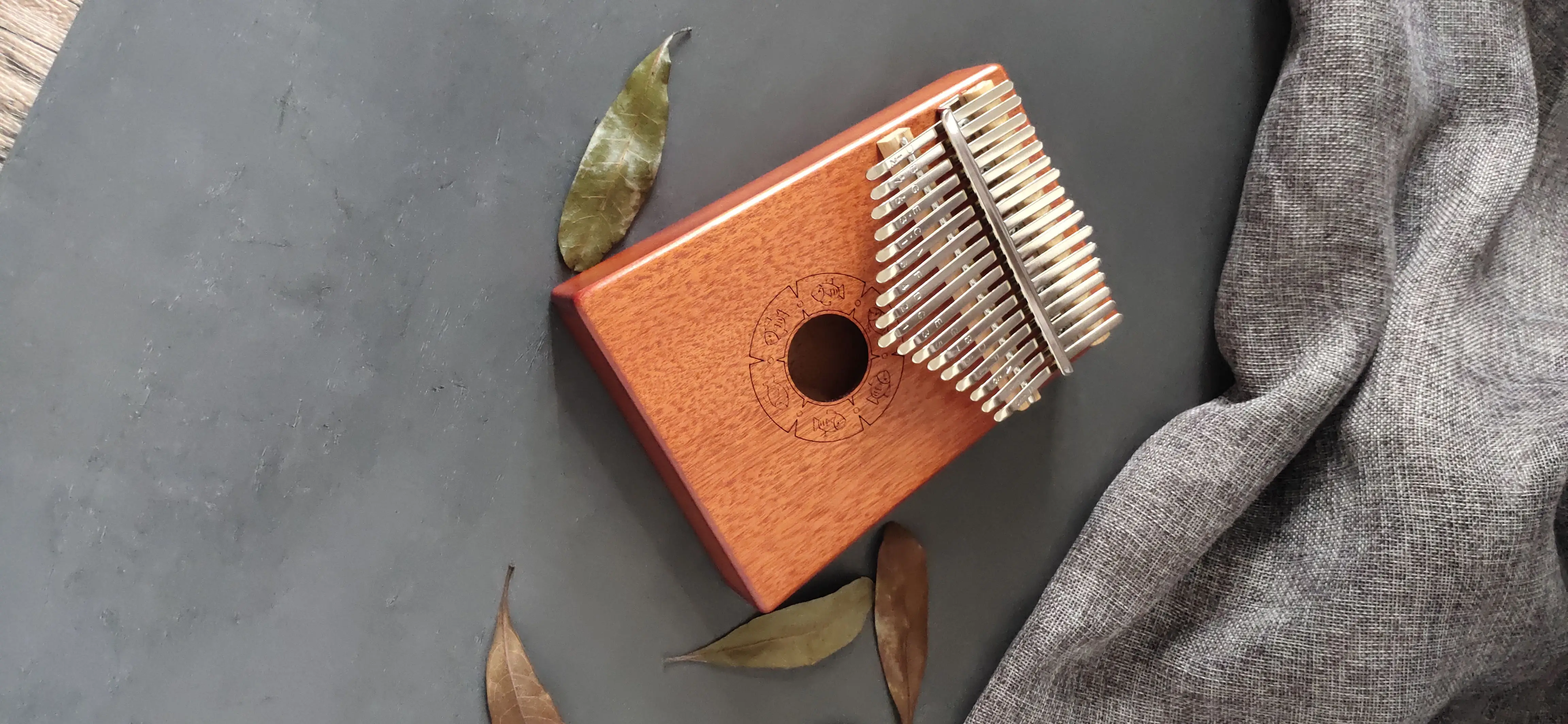 Walter High quality little fish cut Cartoon Thumb Piano 17 Key Kalimba with menu and Tune Hammer, Gift for Kid, Adult Beginners