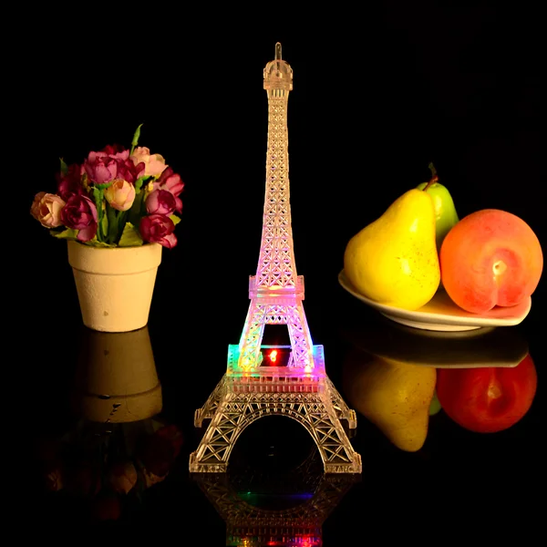25cm RGB LED Flashing Eiffel Tower centerpieces for wedding table best wedding gifts for guests wedding decorations