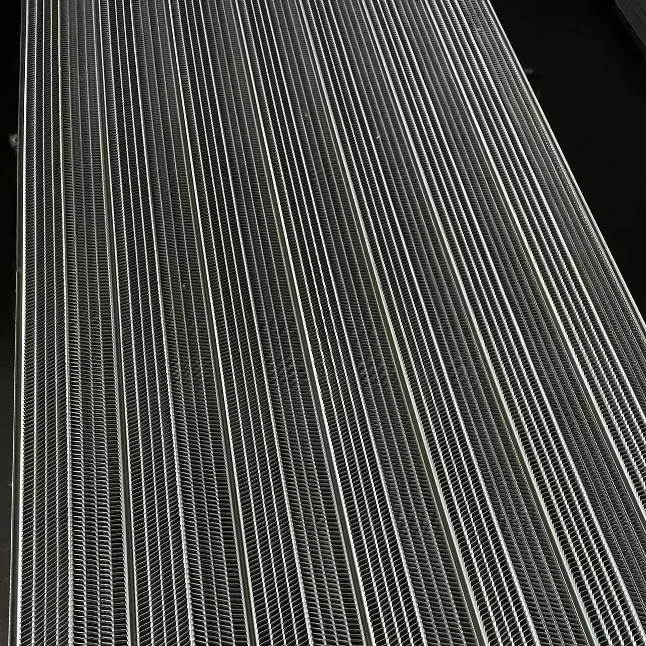 Low Price Galvanized Plate High Ribbed Formwork For Construction