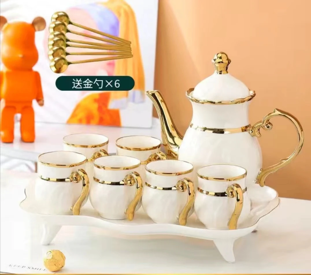 Factory Wholesale European Ceramic Luxury Coffee Cup Set Best-Selling Afternoon Tea With gold Porcelain Eco-Friendly for Gifts