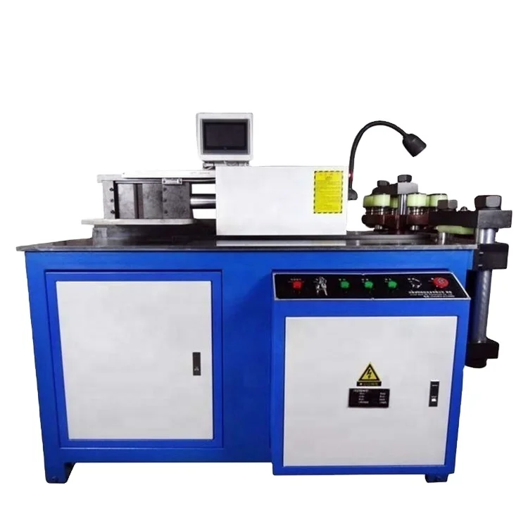 Variable-pressure vacuum drying oven for transformer with less drying time and electric consumption