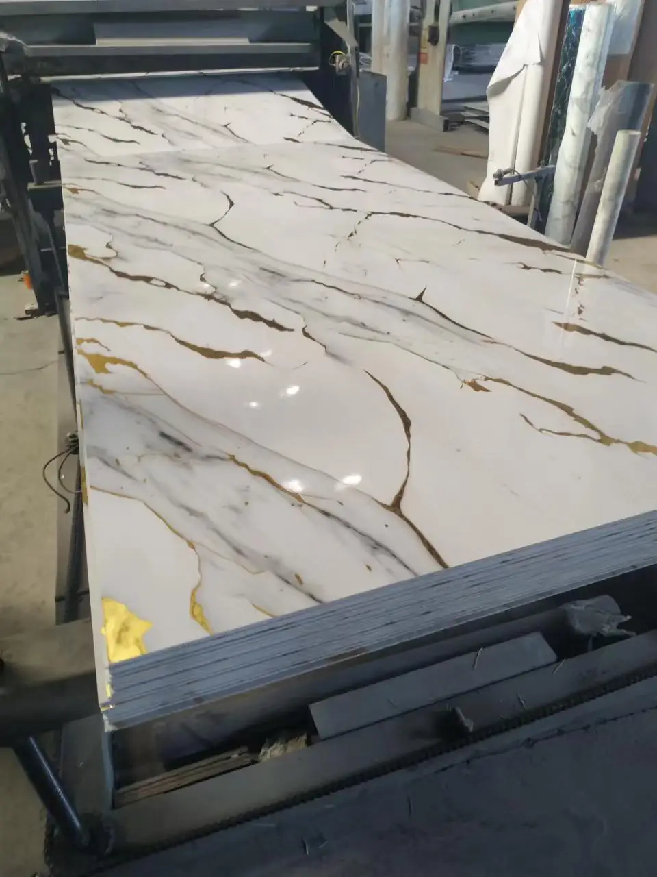 Durable and Longlife Interior Decoration Wall Panels Waterproof PVC UV Laminated Marble Sheet UV Coating Stone Plastic Board