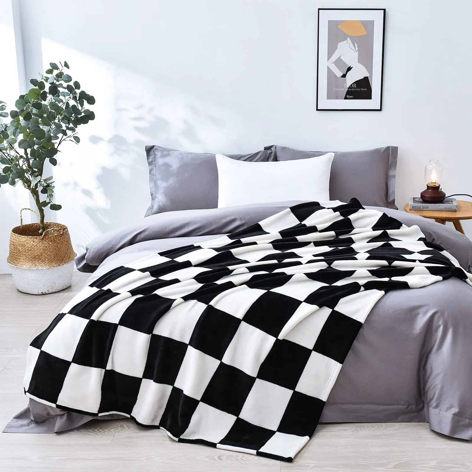 Flannel Fleece Plush Blanket Throw Size Black and White Checker Lightweight Blanket Soft Cozy Comfy Checkboard Blanket