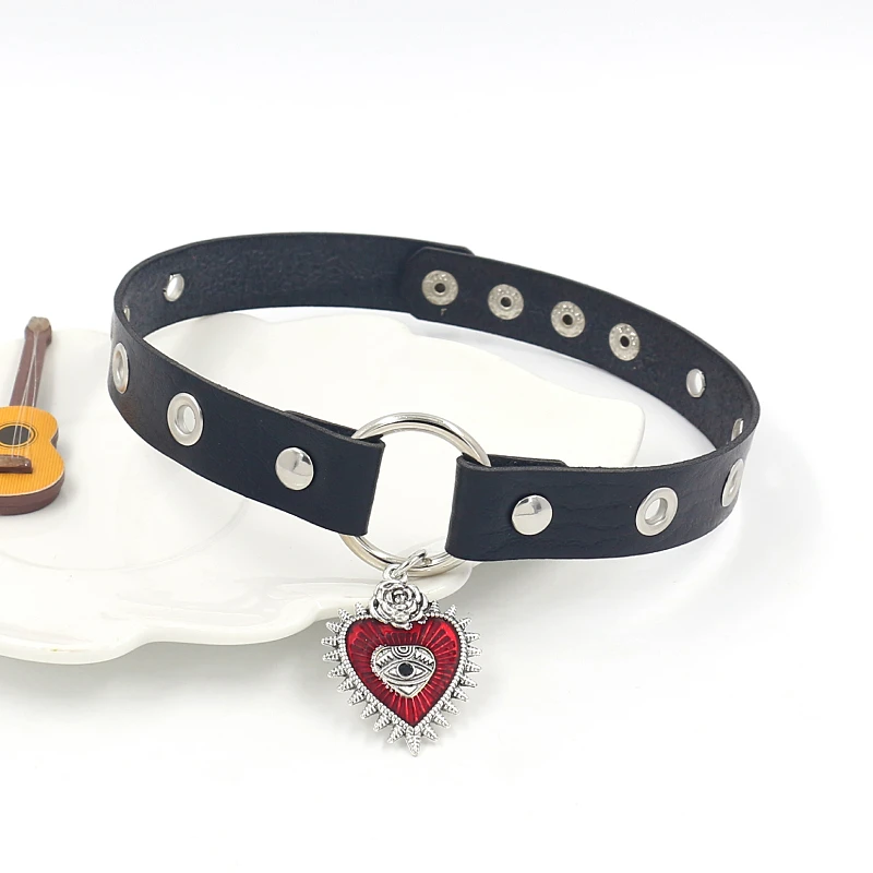 Punk Harajuku Accessories Vintage Gothic Rivet Choker Red Eyes Heart shaped Pendant Leather Collar for Women