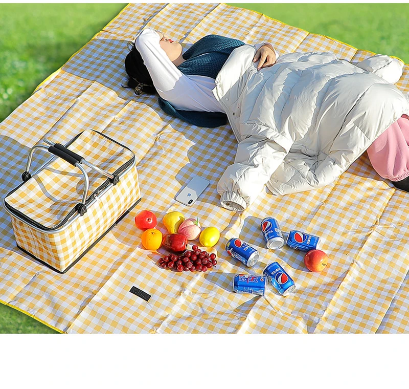 Wholesale foldable extra large beach picnic blanket mat