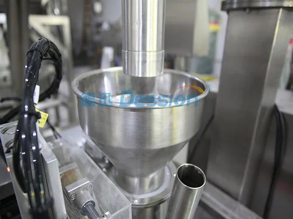 Заводская цена, 200 г, 500 г, 1 кг, упаковочная машина с застежкой-молнией для порошка чили, упаковочная машина для предварительно изготовленных мешков