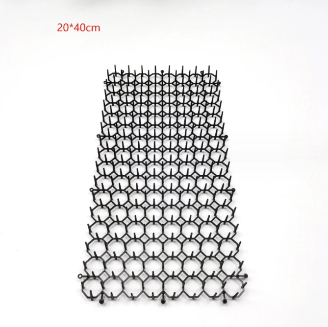 Wholesales Protect Garden Plant Anti Cat Dog Bird Repellent Spikes Mat Freely Spliced Anti-Cat Prickle Mat