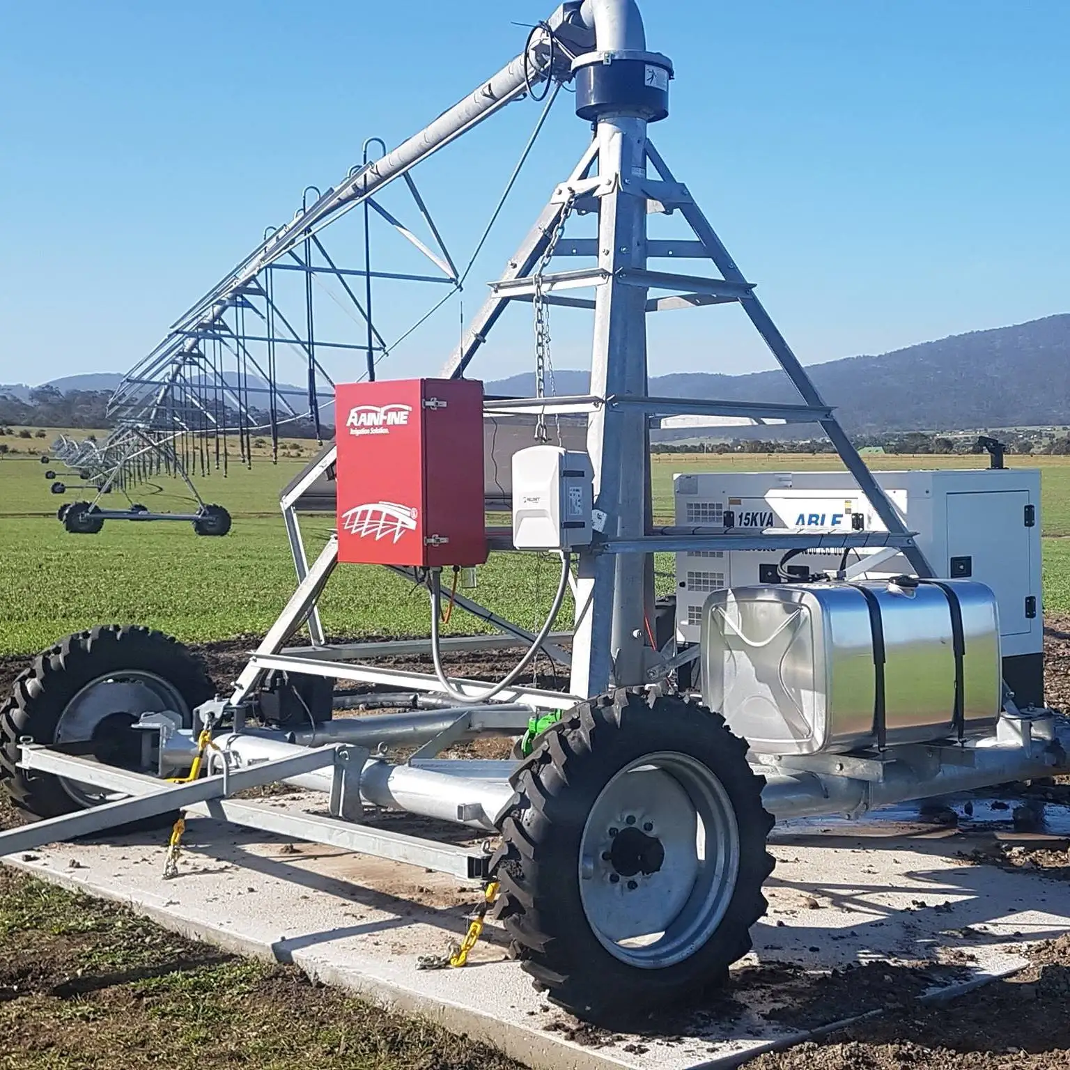 
2021 Best Price Rainfine Supply Agricultural Towable Center Pivot Irrigation System for Sale 