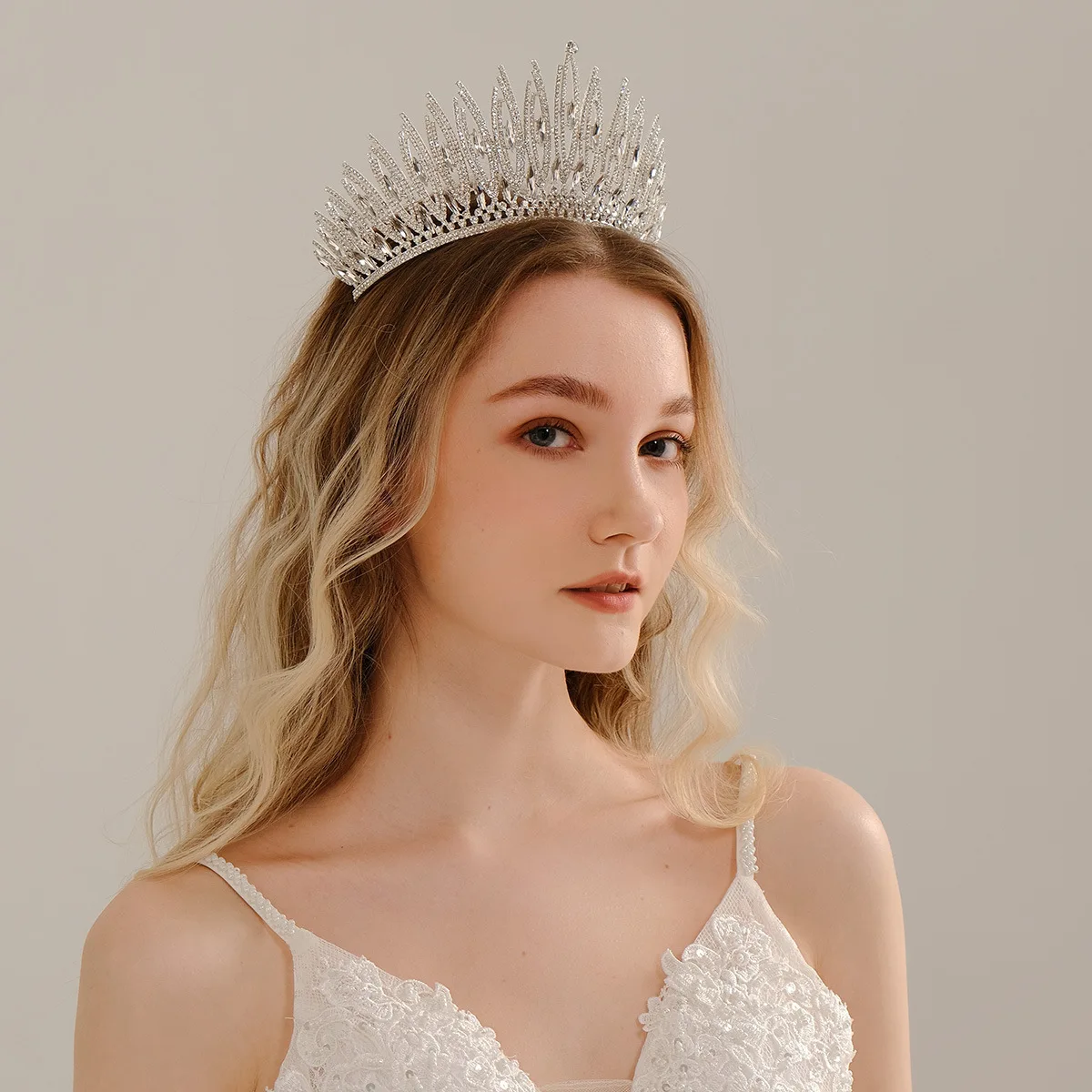 Bridal Hair Accessories Wedding Dress Headdress Egyptian Retro Style Simple Versatile Ins Rhinestone Crown Noble Crown