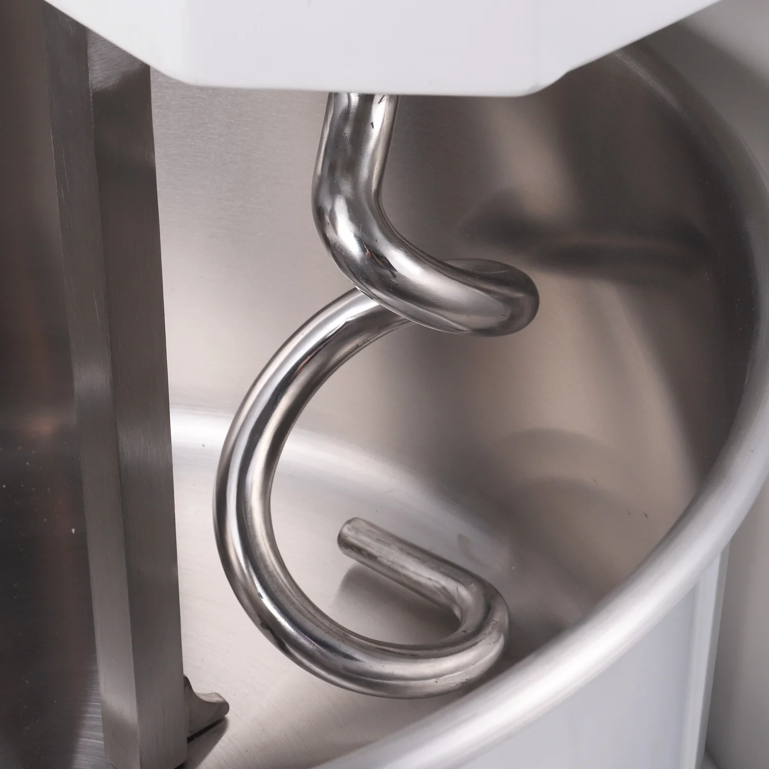 Powerful CE standard 50 liter bowl 20kg dough mixer spiral dough mixer heavy duty dough mixer machine