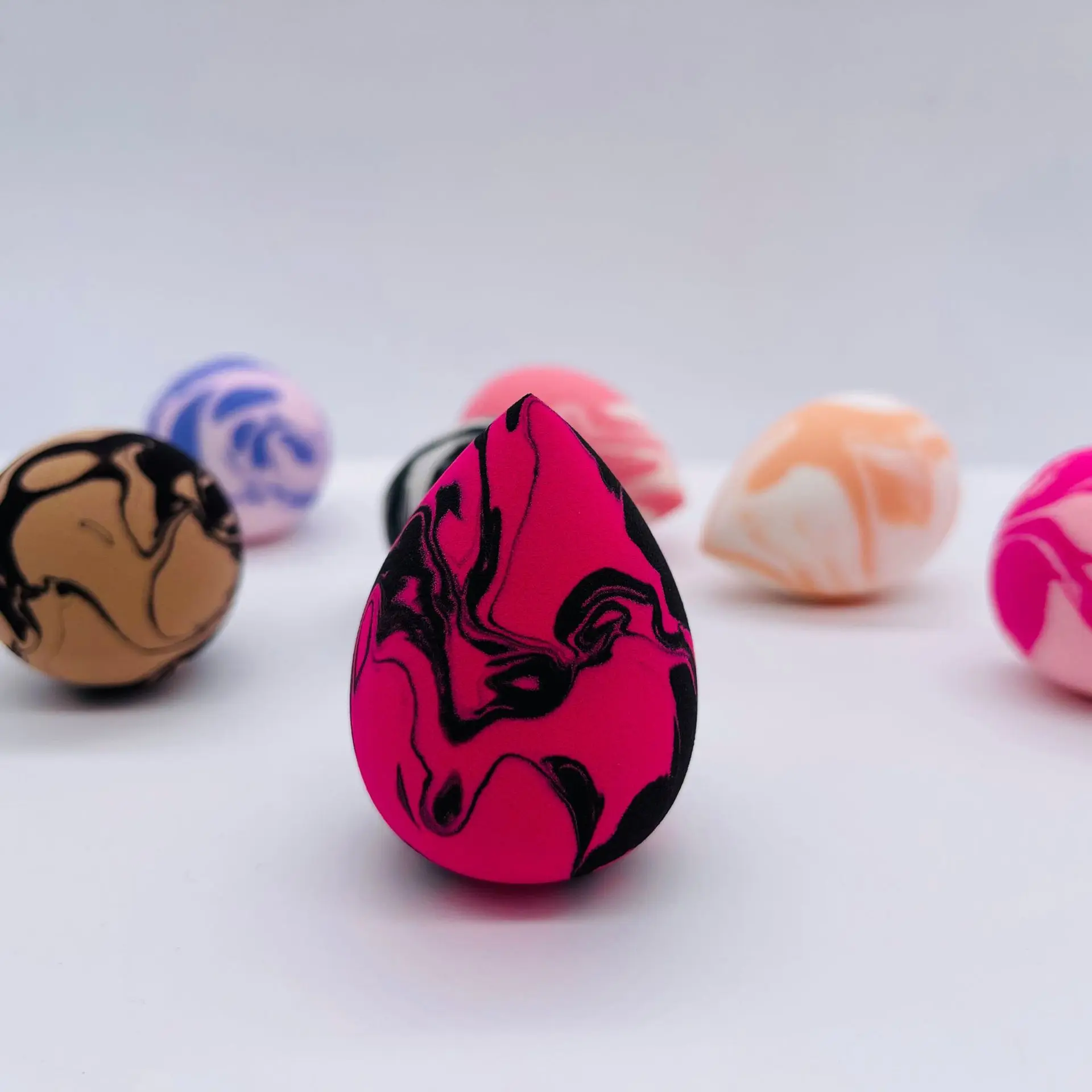 
Latex free high quality makeup blender different colors egg cosmetic custom case cute beauty sponges 