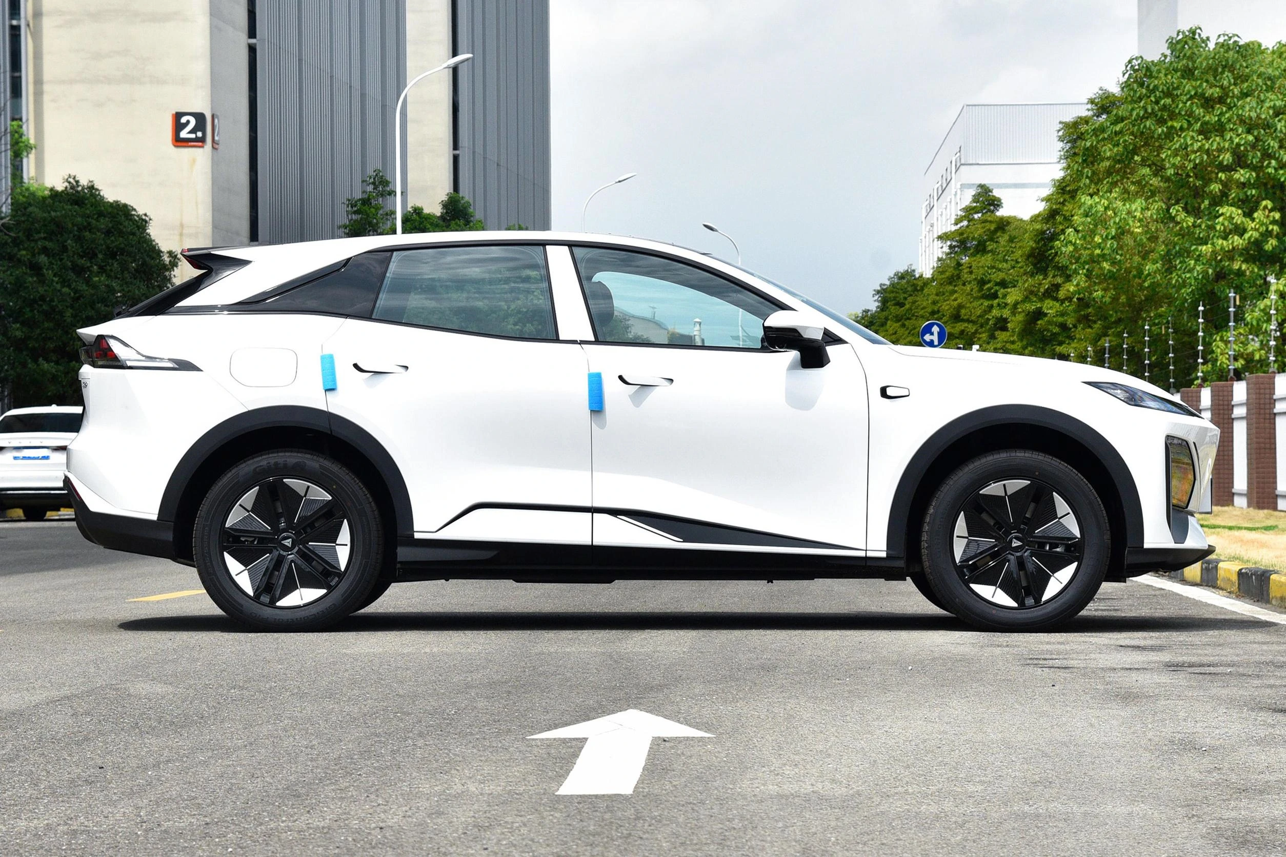 Deepal S07 S7 So7 07 Ride-on Cars Electric 2024 New Hybrid Changan Auto Shenlan REEV Car