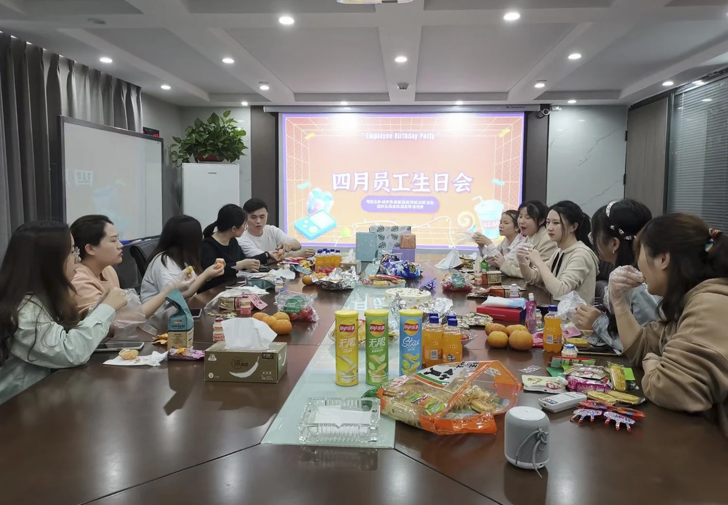 Shanghai model container ship to New York