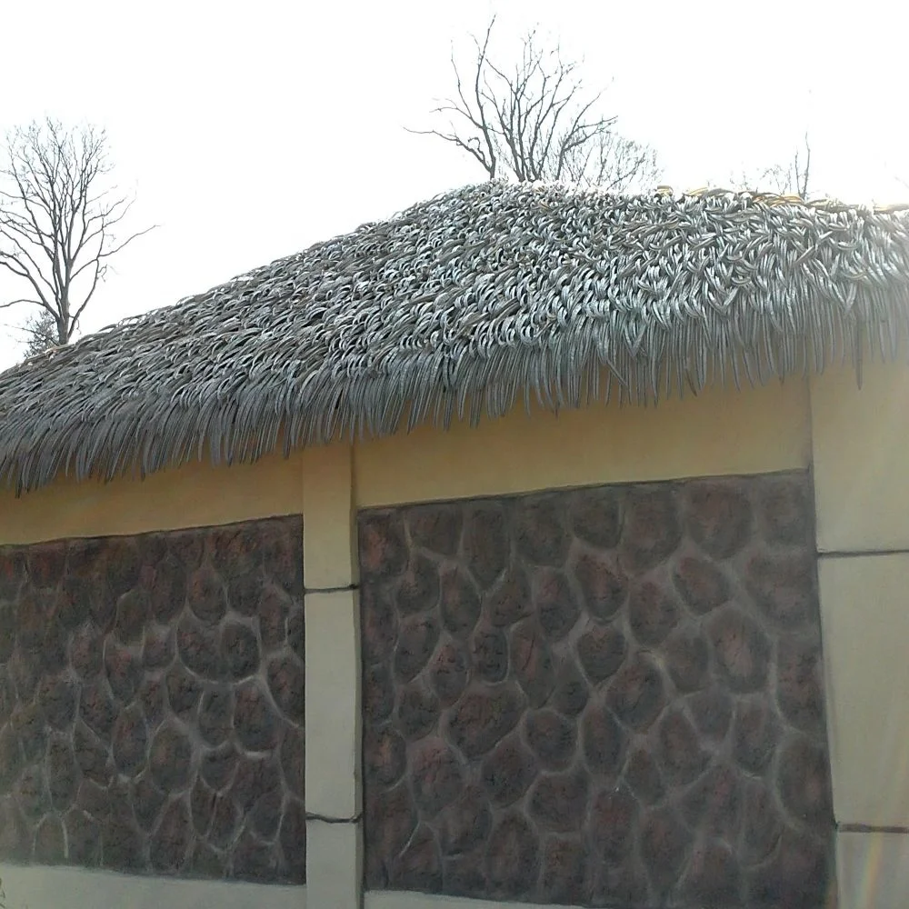 Artificial Thatch Umbrella Waterproof Hdpe Synthetic Straw  Palm Leaf Thatch Roof