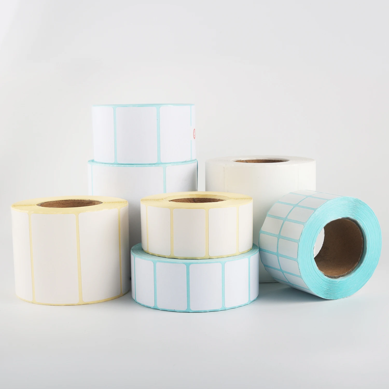 Sticker Maker Custom 4x6x500 Thermal Label Fanfold Sticker Label Packaging Label Paper For Shipping