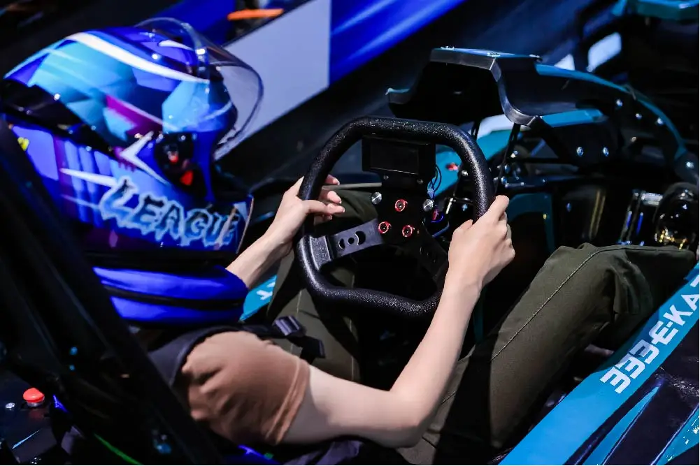 battery-powered  Go-Kart  mode  SQ 333