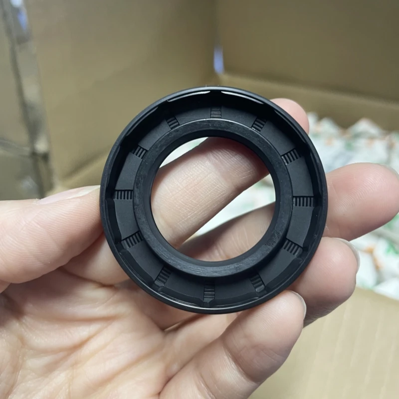 TC Skeleton Fkm Nbr Rubber Oil Seal Pressure Resistance 28*48*7 TC Type Oil Seal