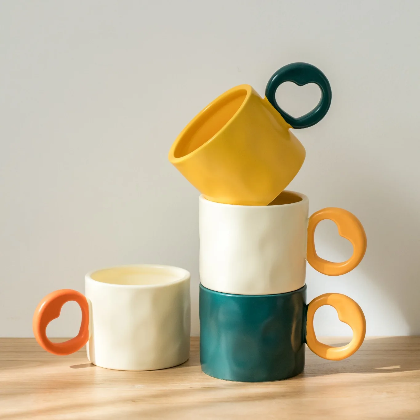 Creative Hammer Pattern Ceramic Mug Heart Shaped Handle Coffee Mug Beverage Breakfast Cup Household Water Tea Cups