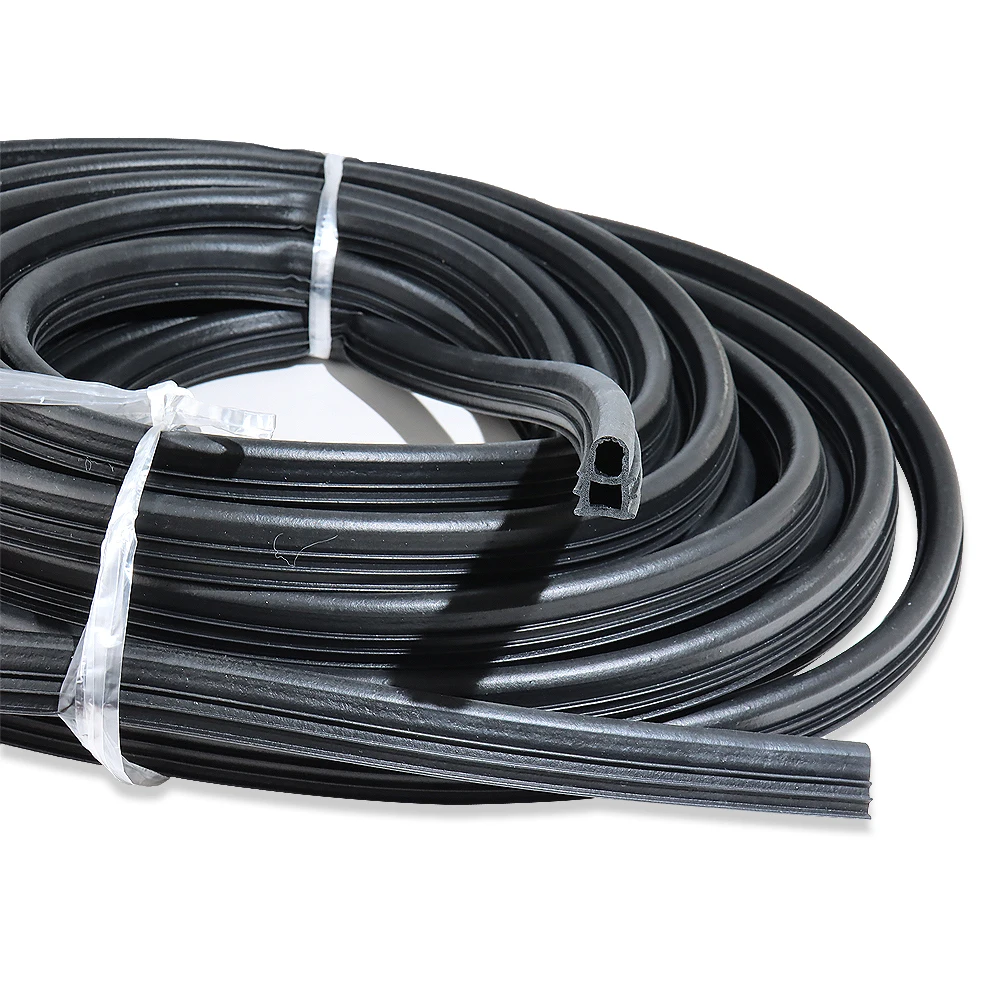 Fireproof expansion strip, rubber sealing strip, marine door and window sealing strip