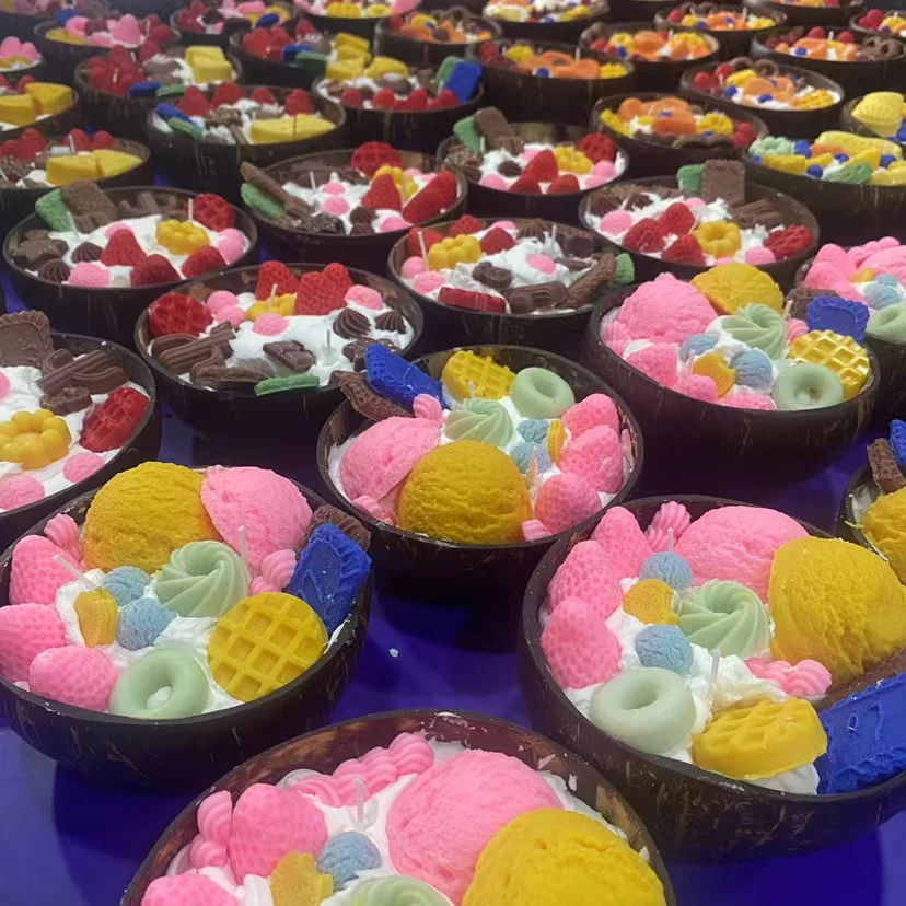 Customize Natural Coconut Shell Bowl Candles Scented Luxury Fruit Soy Wax Aromatherapy Aromatic Aroma Candles