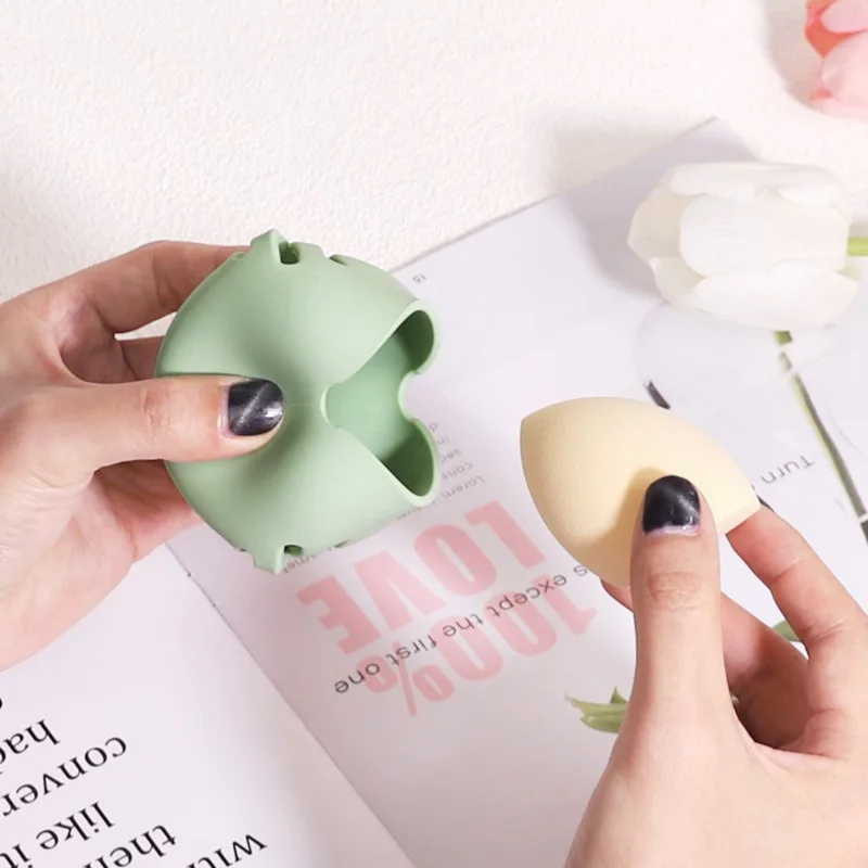 Breathable Makeup Sponge Silicone Travel Case