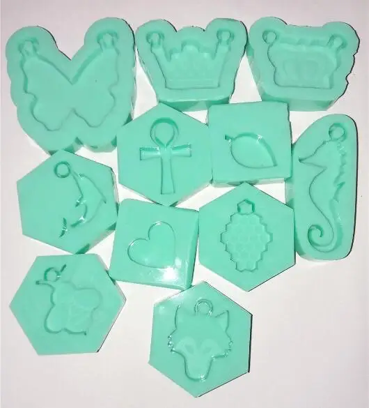 
Looped Cross Anubis Maat Egypt Shiny Mold for Resin Jewelry Mini Ankh Pendant Keychain Mold 