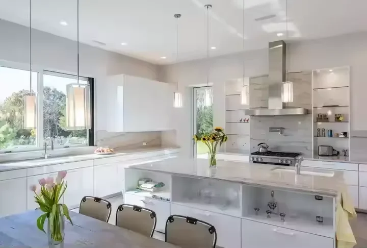 Australia Standard Environmental Friendly Material Modern Polyurethane Kitchen Cabinet