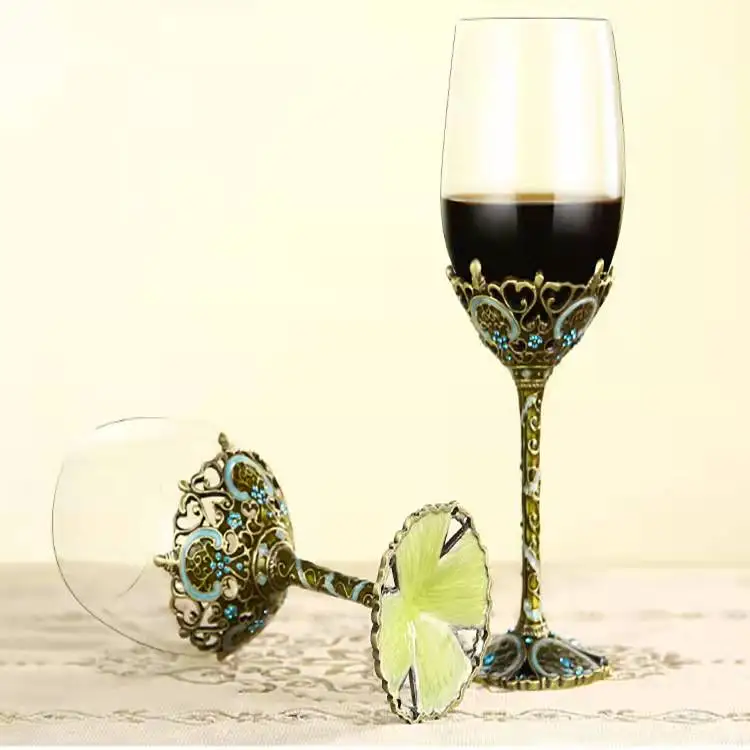 Top Fashion Enamel Decanter  Set Glasses Luxury Bulk Floating Long Stem Crystal Gift CLASSIC Customized BOX Glass Logo