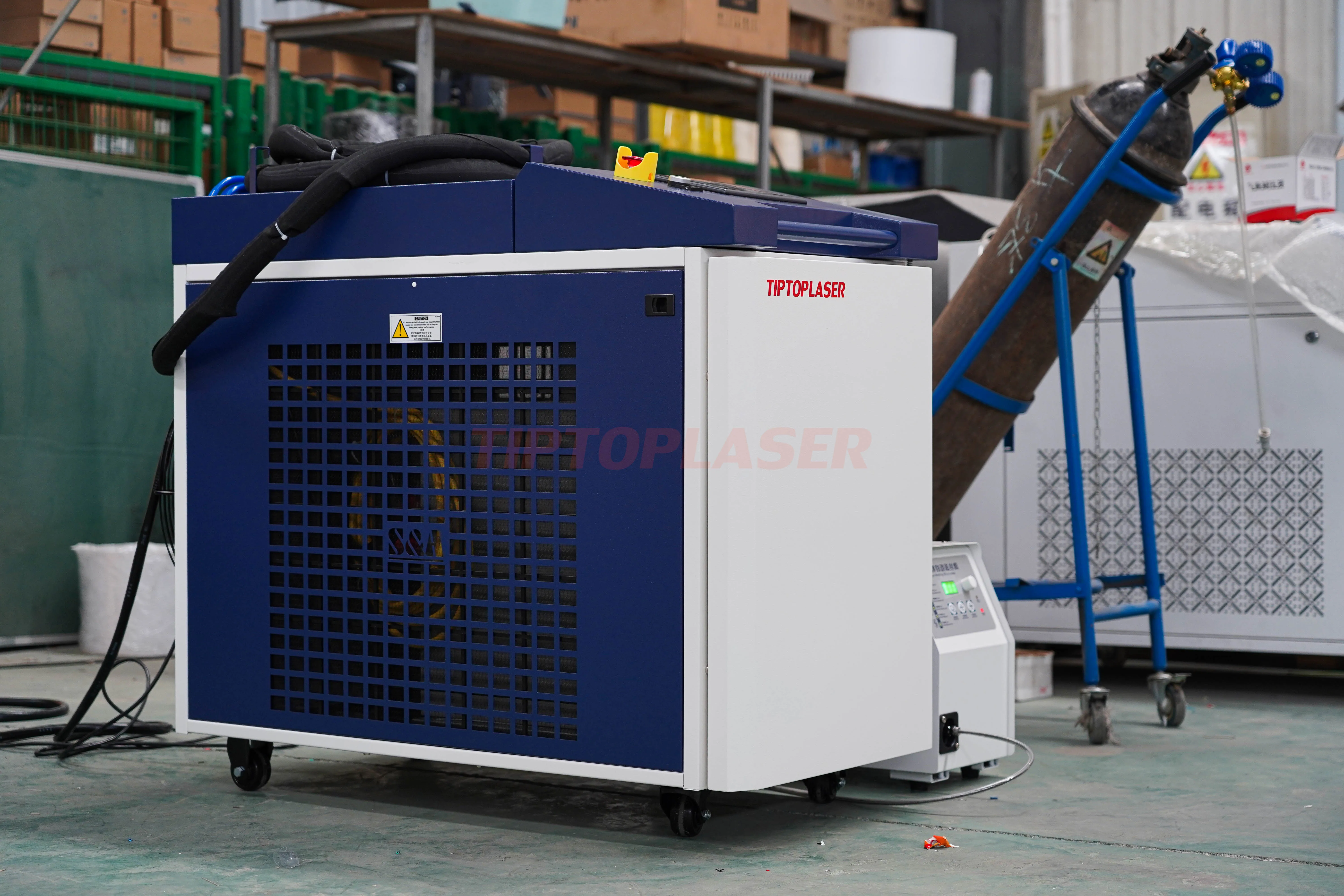 Factory hot sale 3000w handheld fiber laser welding machine 4 in 1 laser welding machine 3000w  with CE
