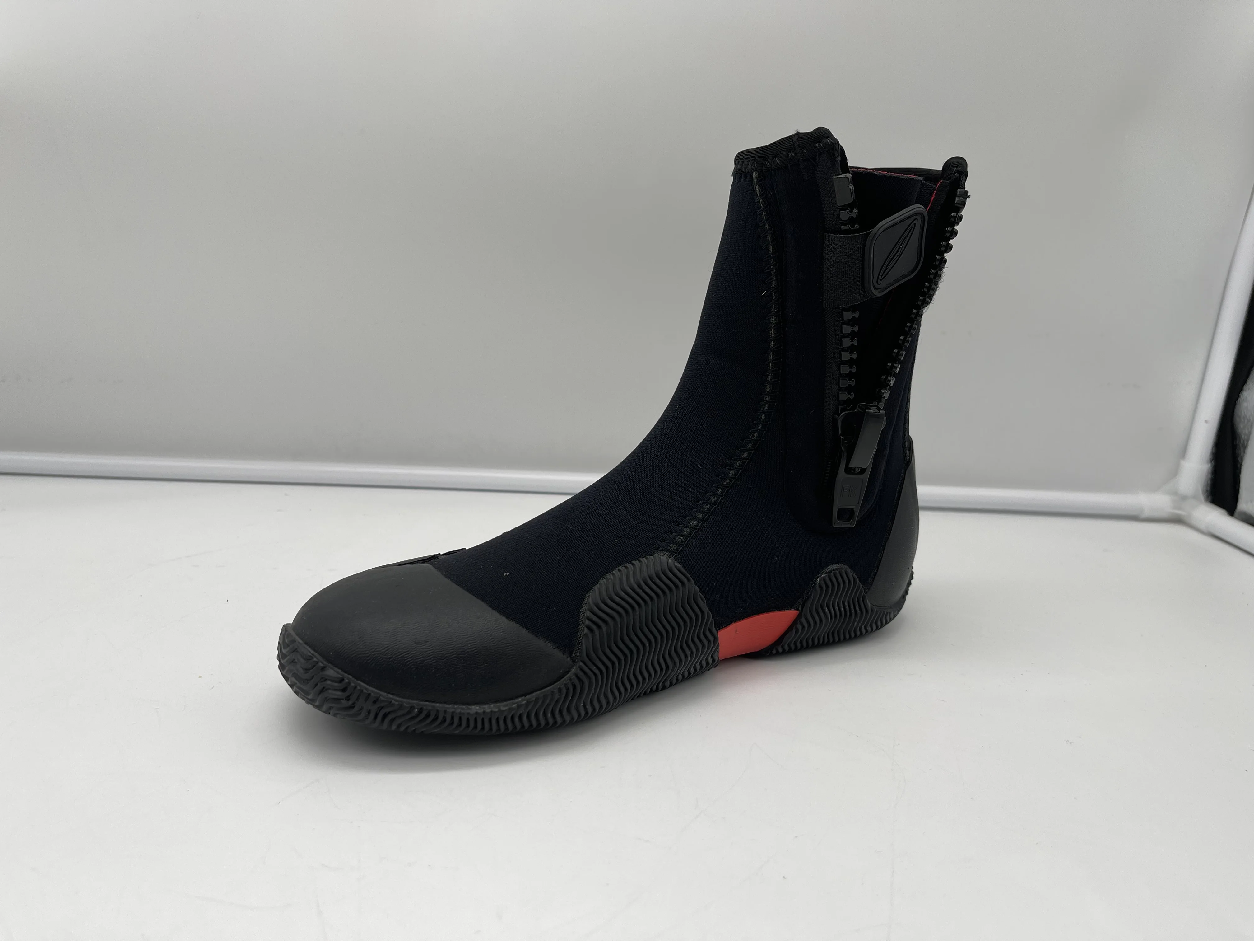 factory OEM BIG SIZE 3MM-7MM WARM THERMAL SPANDEX CR neoprene Diving fishing  Dive booties