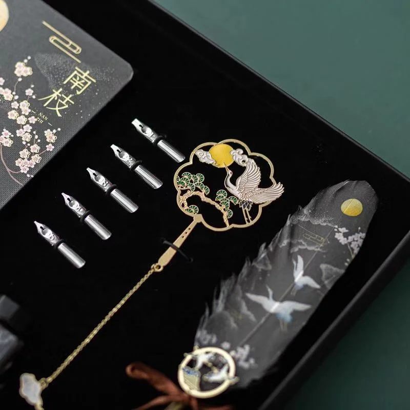 2022 Latest Chinese styles calligraphy quill feather fountain pen and wax seal set with notebook ink bottle 5 nibs