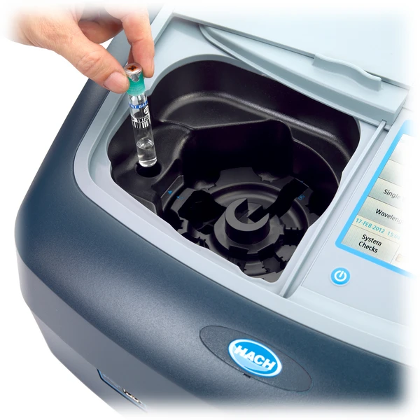 Спектрофотометр HACH DR6000 с двойным лучом УФ-излучения