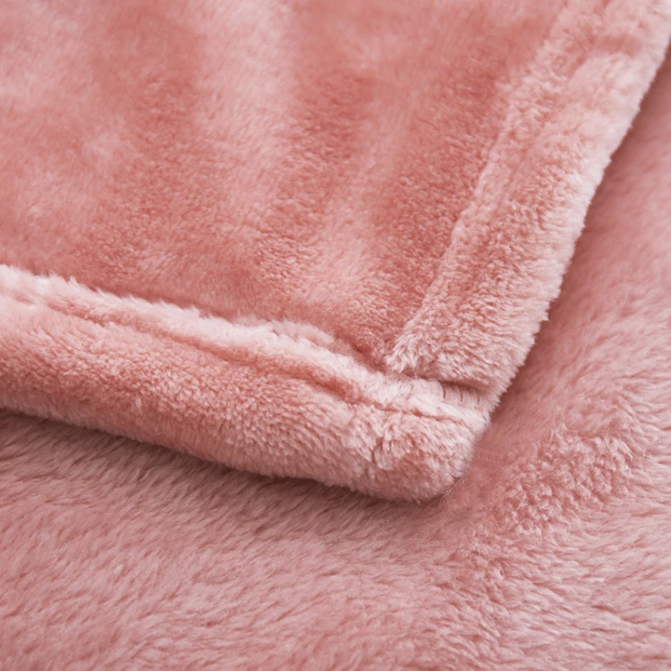 BSCI CVS Wholesale high quality cozy custom Solid Color Fuzzy Fluffy Warm polyester Plush baby flannel fleece blanket throw