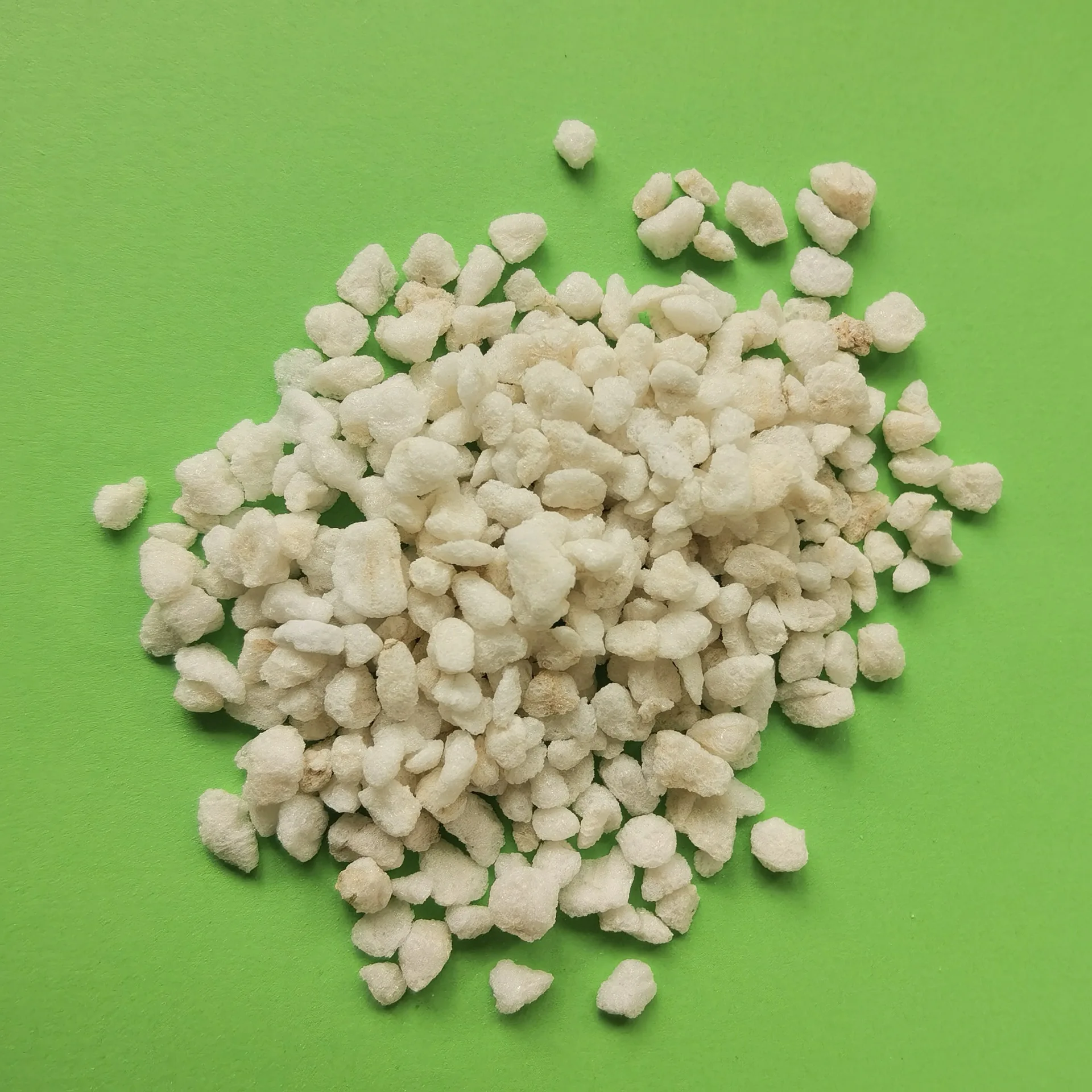 3-6mm 500 grams per bag small package high quality perlite for agriculture plants