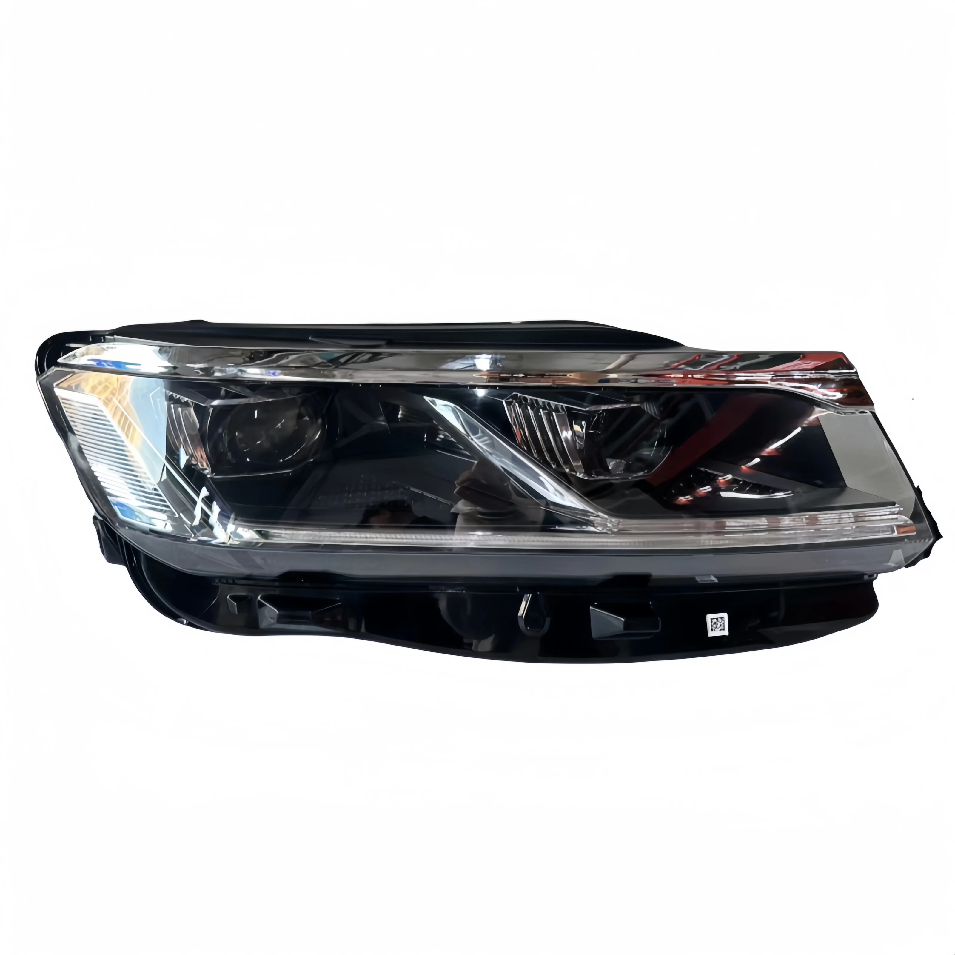Automobile halogen headlight assembly with light bulb Front lamp lighting for BYD L3 High Quality More Discounts Cheaper