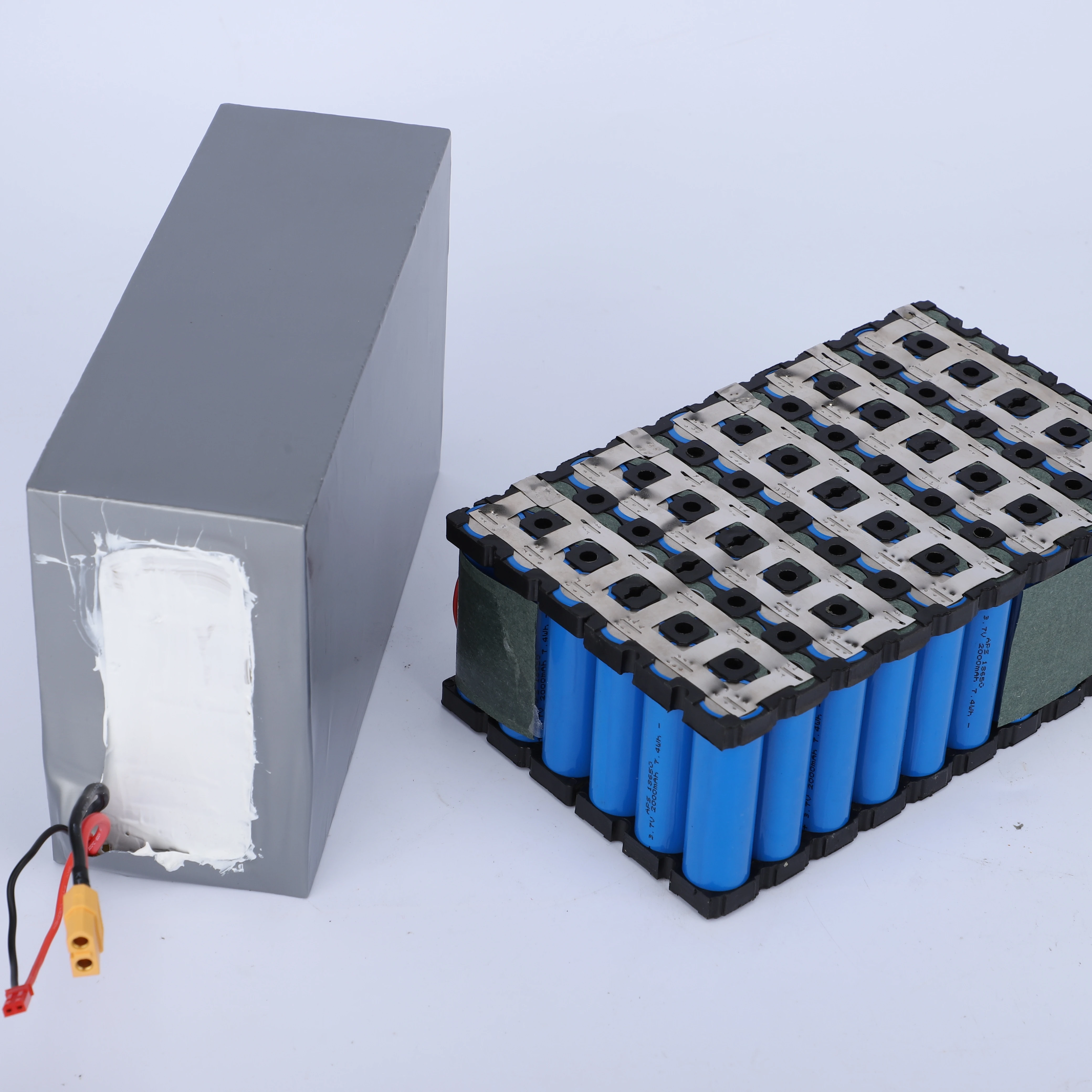 18650 3.7V 2000MAH  Battery  36V12AH  10S6P Lithium Battery Pack for E-scooter Electric Skateboard Foldable Electric Scooter