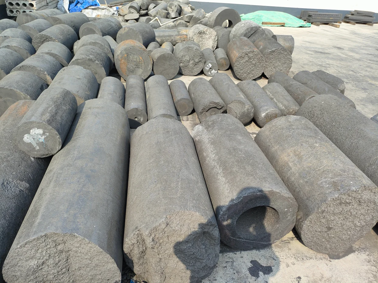 High Performance Carbon Anode Block Used Broken Graphite Electrode Scrap in Casting