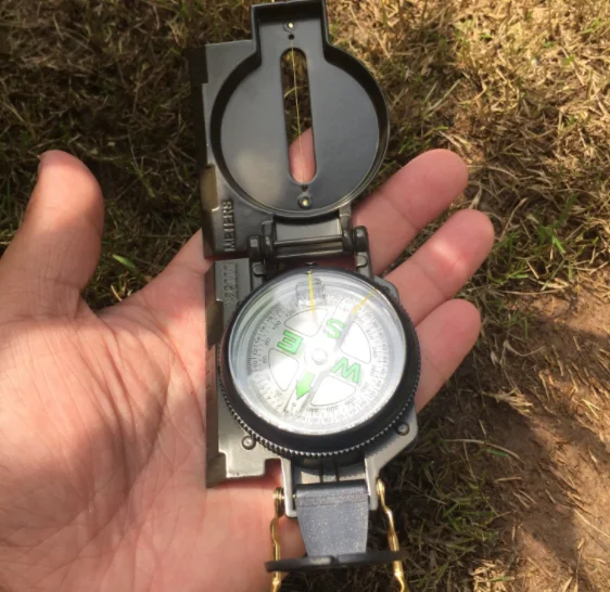 Многофункциональный металлический Карманный Водонепроницаемый Военный Lensatic Компас/призматический прицел складной компас