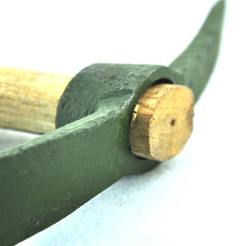 Small garden digging tools pick with wooden handle pick mattock pickaxe