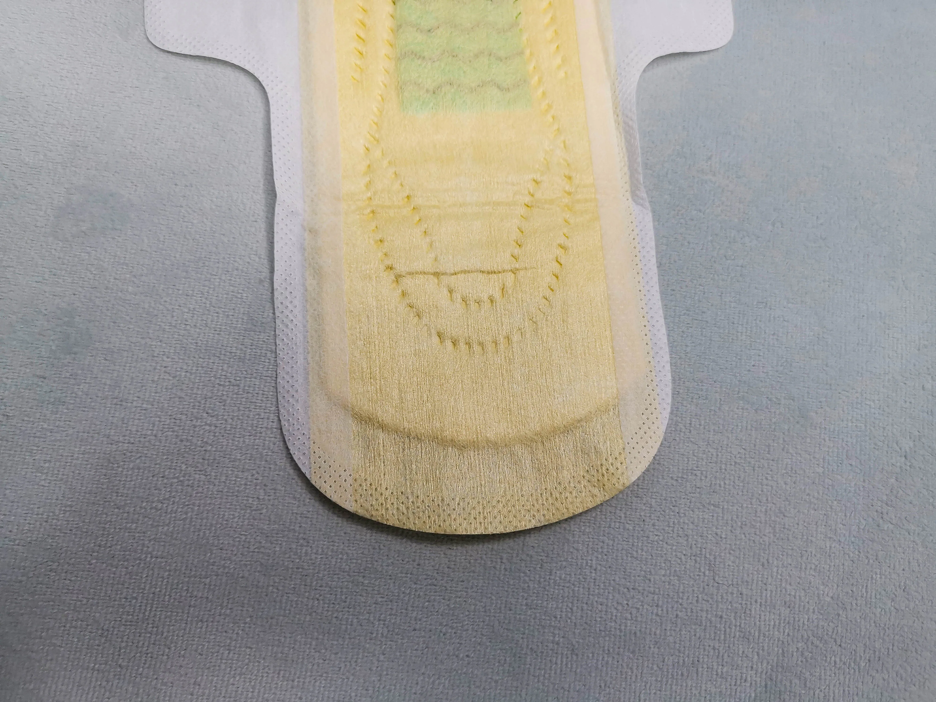 Feminine Hygiene Private Label Organic Bamboo Cotton Eco Disposable Sanitary Napkins Elderly Menstrual Pads